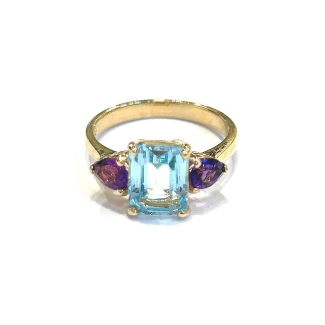 Metal Bochic “Orient” Blue Topaz & Amethyst Ring Set In 18K Gold & Silver For Sale - Image 7 of 11