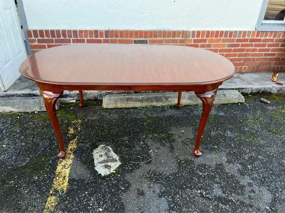 Henkel Harris Queen Anne Style Black Cherry Dining Table With 2