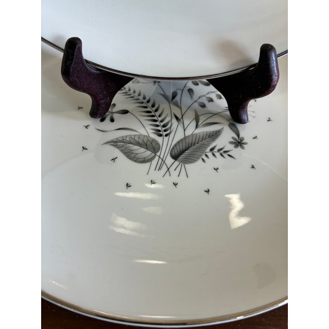 Ceramic Mid 20th Century Royal Jackson Parisienne Deauville Dinner Plates – Set of 2 For Sale - Image 7 of 11