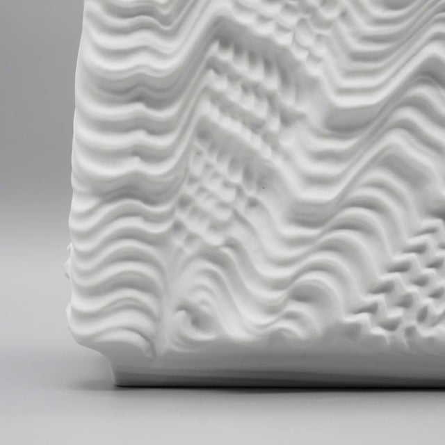 White Cascade Bisque Porcelain Vase by Martin Freyer for Rosenthal, 1960s For Sale - Image 8 of 13