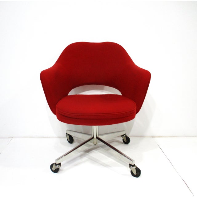 Knoll 6 Eero Saarinen Upholstered Rolling Vintage Dining Chairs for Knoll For Sale - Image 4 of 16