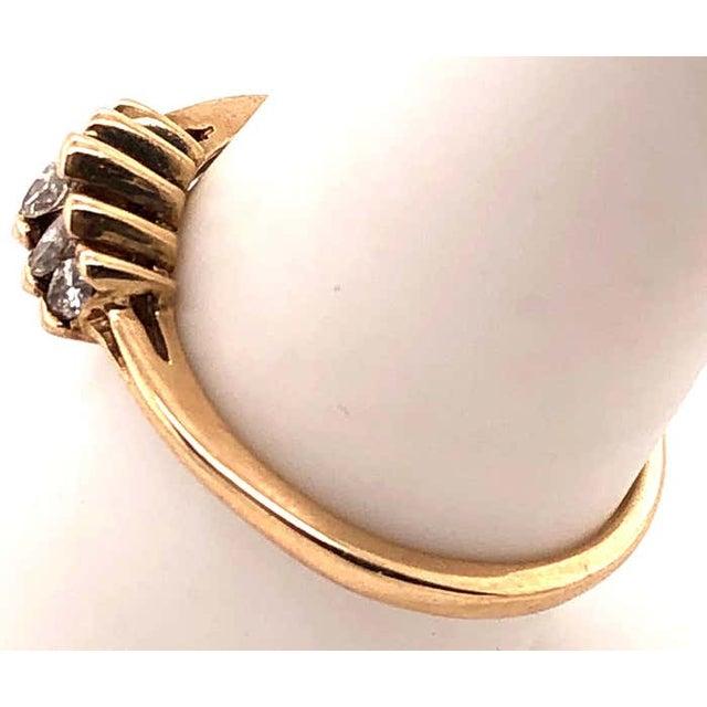 2010s 14 Karat Yellow Gold Diamond Ring With Five Stones 0.25 TDW, Size 9 For Sale - Image 5 of 12