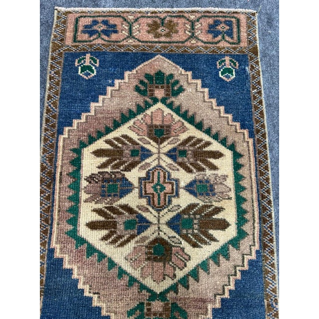 Turkish Yastik Rug 1'7" x 2'9" For Sale - Image 4 of 5