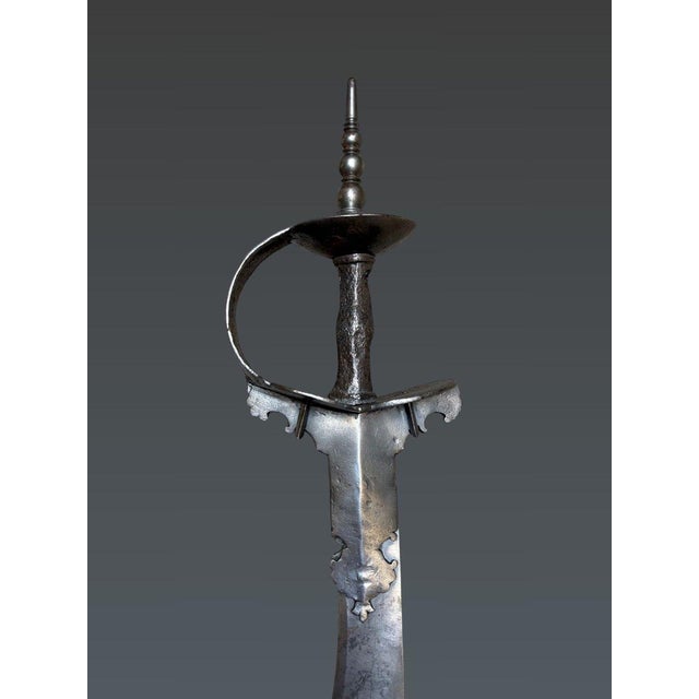 Metal Khanda (or Tegha) Rajput sword, North India, 17th century For Sale - Image 7 of 7