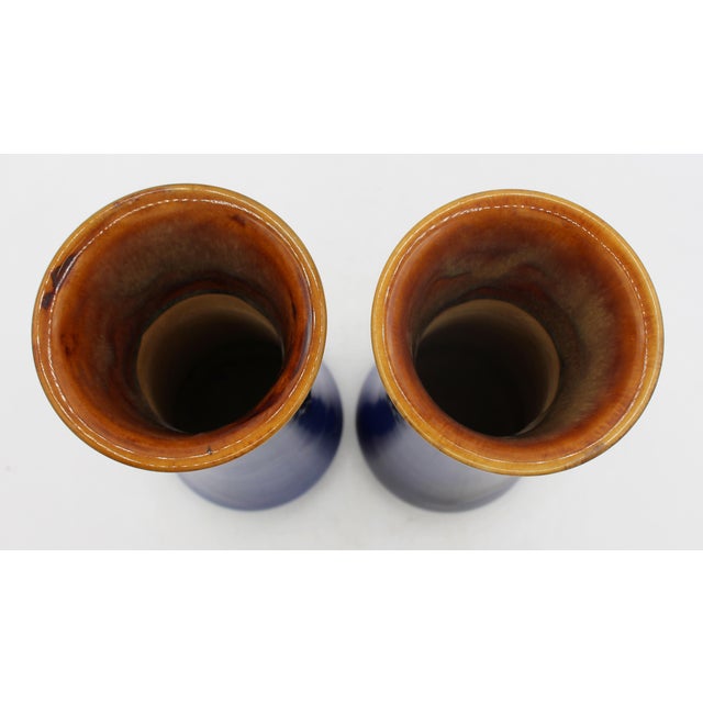 Arts & Crafts 1922-1927 Pair of Arts & Crafts Vases by Royal Doulton, England For Sale - Image 3 of 4