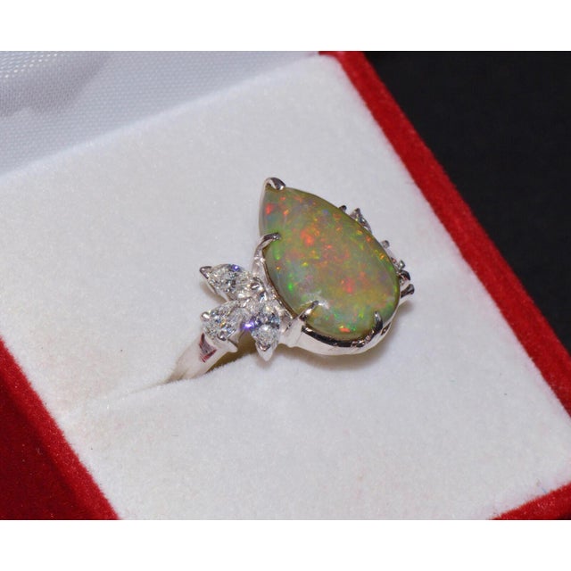 Gemstone Certified Natural 4.66Cts VS F Diamond Green Opal 18K Solid Gold Cocktail Ring, size 6.75 For Sale - Image 7 of 11