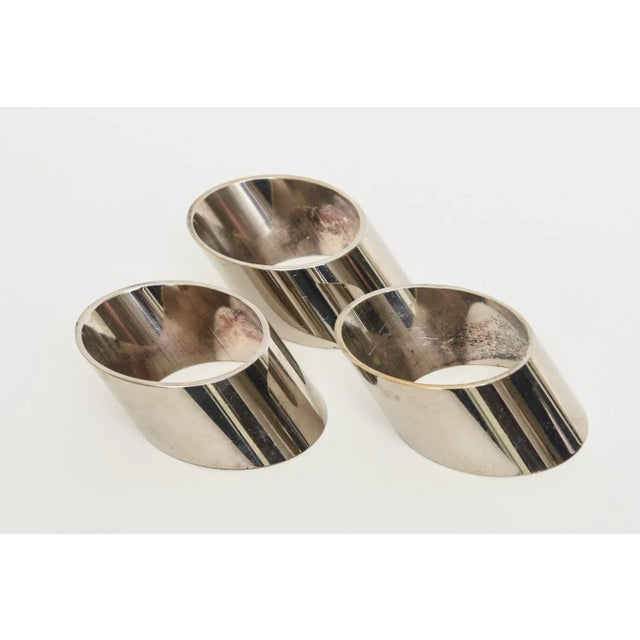 1980s Vintage Sculptural Angled Silver Plate Napkin Rings Set of Eight Italian For Sale - Image 5 of 8