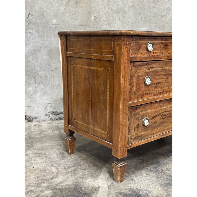 19th Century Italian Neoclassical Walnut Commode Inlay 3 Drawer Chest For Sale - Image 13 of 14