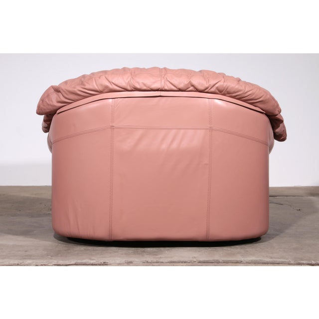 Vintage Italian Lounge Set in Rose Pink Leather, 1970s, Set of 4 For Sale - Image 13 of 18