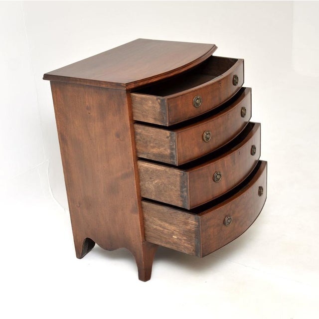 Antique Edwardian Bow-Fronted Chest of Drawers, 1890 For Sale - Image 3 of 12