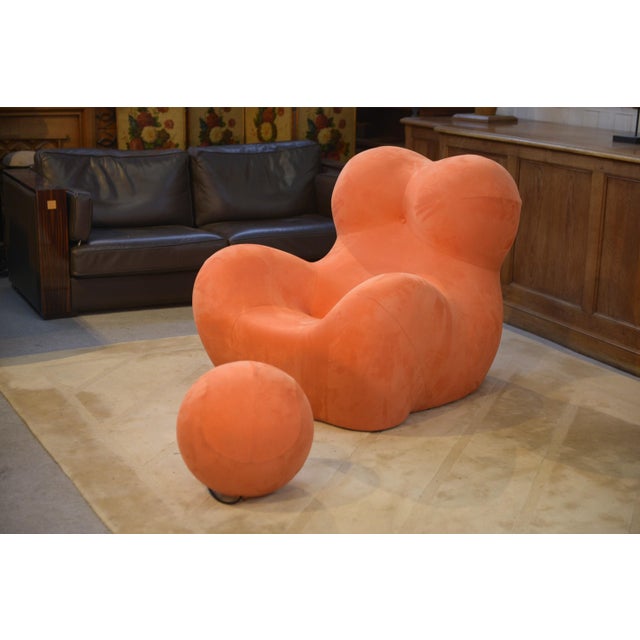 Textile Set of Mamma Lounge Chair with Ottoman by Gaetano Pesce, 1990s For Sale - Image 7 of 10