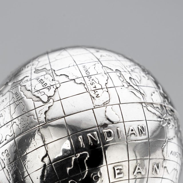 Vintage British Silver Novelty Globe Shaped Writing Sander For Sale - Image 5 of 18
