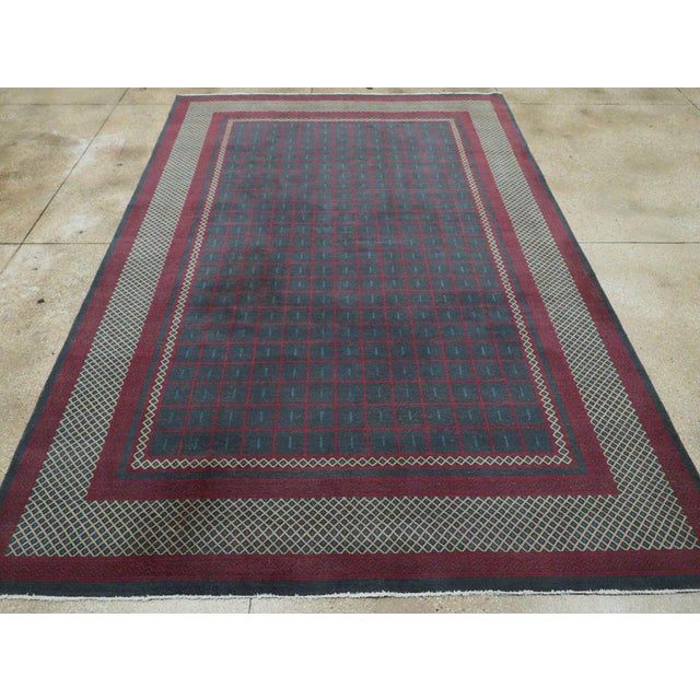 Art Deco Galerie Shabab Collection Mid-20th Century Handmade Indian Lahore Art Deco Inspired Room Size Carpet For Sale - Image 3 of 9