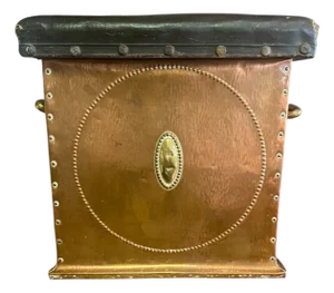 Early 20th Century English Copper and Brass Campaign-Style Storage Ottoman