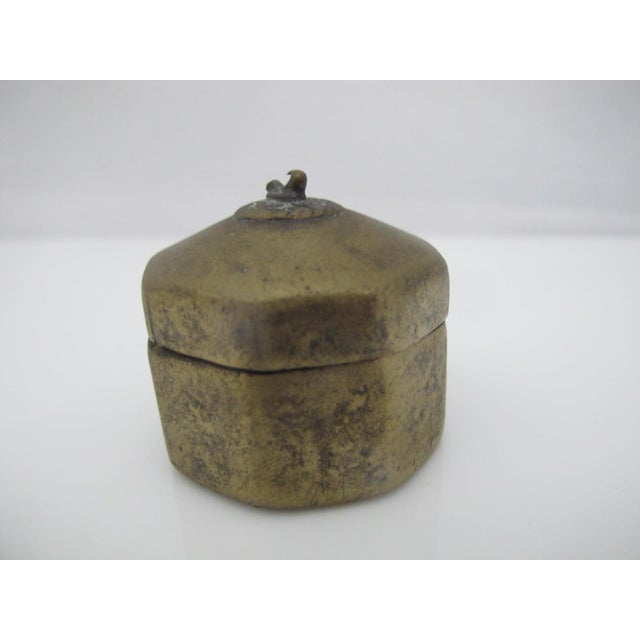 Indian Small Antique Mughal Indian Brass Brass Octagonal Betel Nut Box For Sale - Image 3 of 9