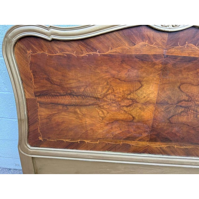 Early 20th Century French Provincial Louis XV Flame Mahogany and Parcel Painted Full Size Bed For Sale In Washington DC - Image 6 of 17