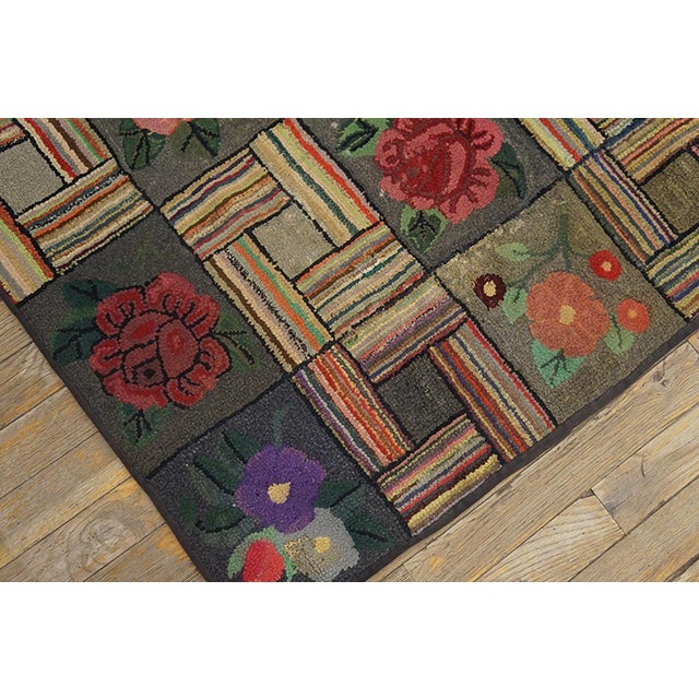 1930s 1930s Multicolor Floral Folk Art Antique American Hooked Rug 3'10" X 6'10" Handknotted Wool Carpet For Sale - Image 5 of 5