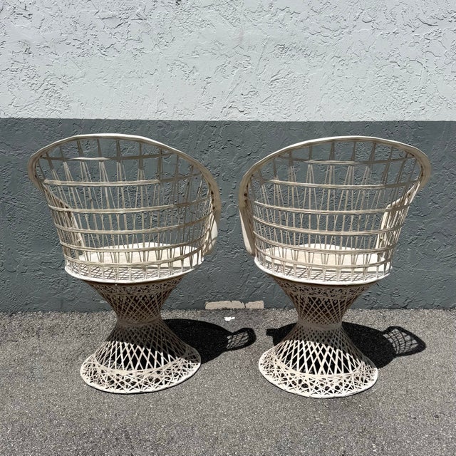 Mid-Century Modern Mid Century Modern Spun Fiberglass Bistro Set - 3 Pieces For Sale - Image 3 of 9
