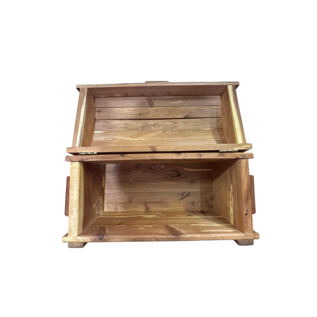 Camel Vintage Handcrafted Keepsake Chest Box W/Lift Top Lid For Sale - Image 8 of 8