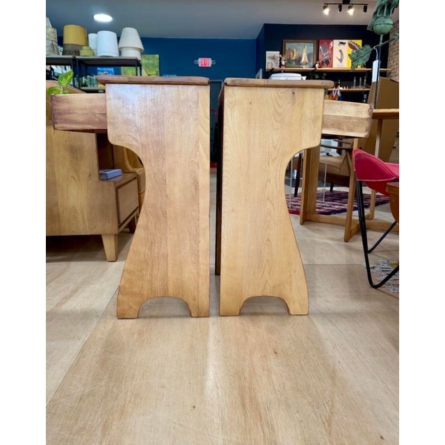 Pair of Cushman Colonial ‘Molly Stark’ Nightstands first produced in 1933 by H.T. Cushman Manufacturing Company. Crafted...