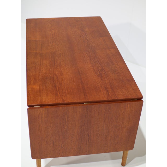 AT-305 Drop-Leaf Desk in Teak and Oak from Hans J. Wegner, Denmark, 1950s For Sale - Image 16 of 18