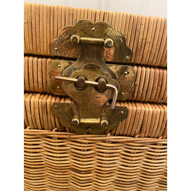1970s Vintage Handwoven Wicker Trunk/Chest With Brass Hardware ~ Opens From Top & Front For Sale In Portland, OR - Image 6 of 11