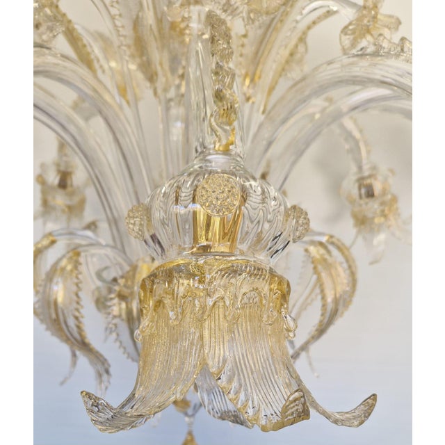 Venetian Transparent and Gold Murano Glass Chandelier With Flowers and Leaves For Sale - Image 4 of 9