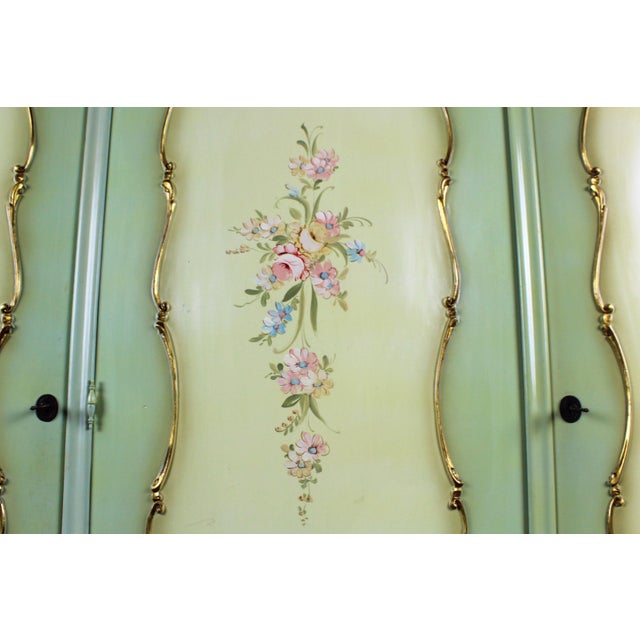 Venetian Baroque Green Lacquered Hand-Painted Floral Three-Door Wardrobe, 1950s For Sale - Image 6 of 17
