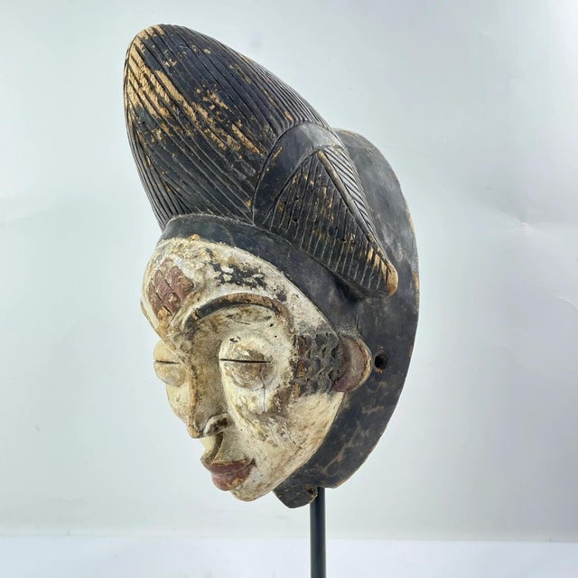 Early 20th Century Early 20th Century Punu Mukudji Maiden Spirit Mask Gabon For Sale - Image 5 of 6