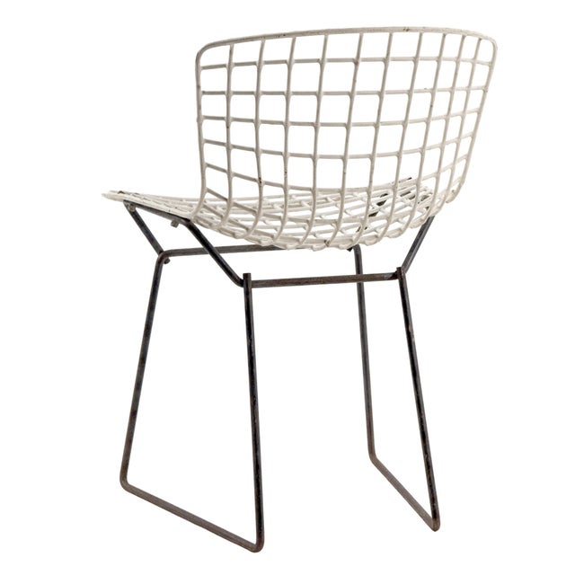 Vintage 1950s Attributed to Knoll Harry Bertoia Child Size Wire Side Chair - White W/ Black Base - Model 425 / 625 Kid Children Sized For Sale - Image 9 of 18