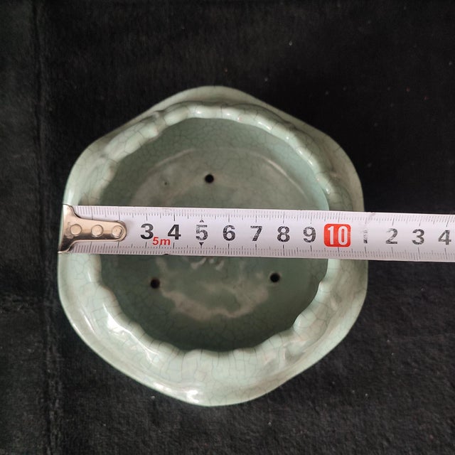 Chinese Ceramic Pot,Guan Ware Crackle Glaze Celadon Porcelain Bowl For Sale - Image 10 of 10