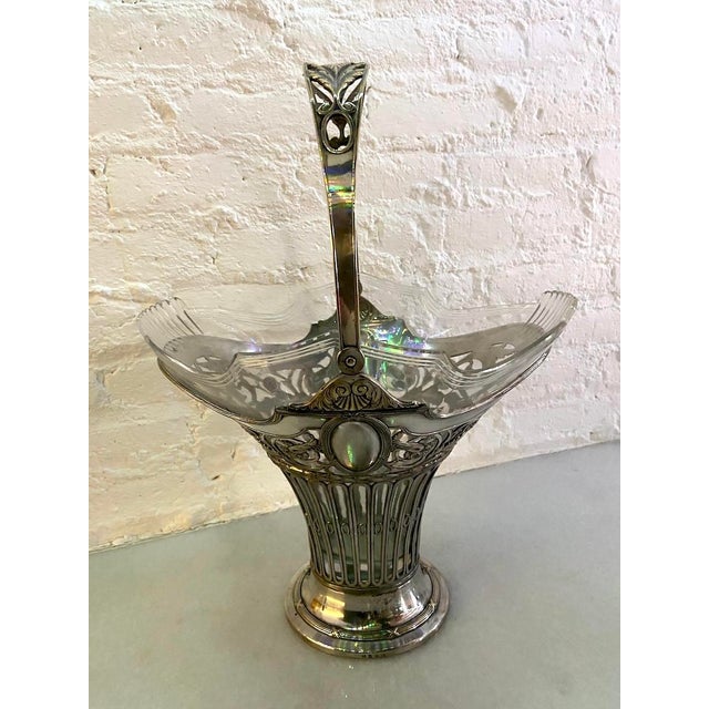 19thC European Silver Plate Glass Flower Basket For Sale - Image 4 of 18