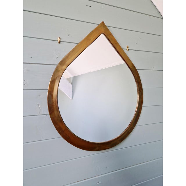1970s Vintage Brass Mirror in Teardrop Shape, 1970s For Sale - Image 5 of 8