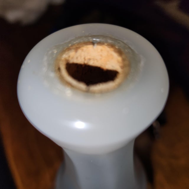 Late 19th Century Victorian Milk Glass Barber Bottle Labeled for Lilac Water With Corked Ceramic Spout For Sale In Jacksonville, FL - Image 6 of 13