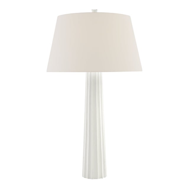 Chapman & Myers by Visual Comfort Signature Fluted Spire Large Table Lamp in Plaster White with Linen Shade For Sale