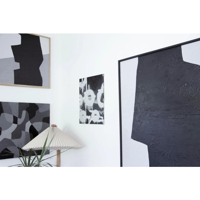 An original abstract spray painting on canvas by Jeffery Stuart titled "Circles I". Artist: Jeffery Stuart Medium: Spray...