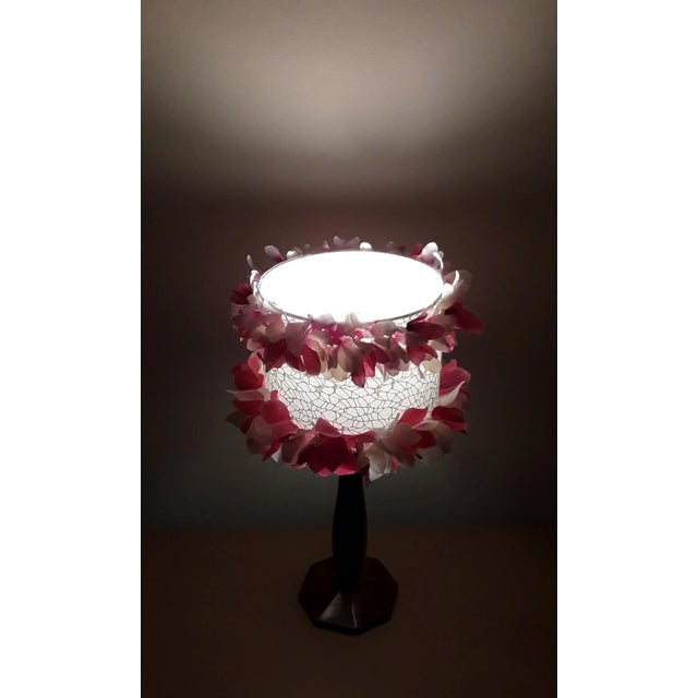 Art Deco Table Lamp in Walnut Wood with a Fabric Screen with Colored Flowers, 1920s For Sale - Image 10 of 11