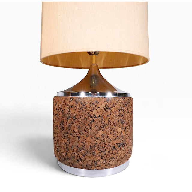 Laurel Lamp Company Mid 20th Century Danish Modern Cork and Chrome Table Lamps With Original Shades - Pair For Sale - Image 4 of 14