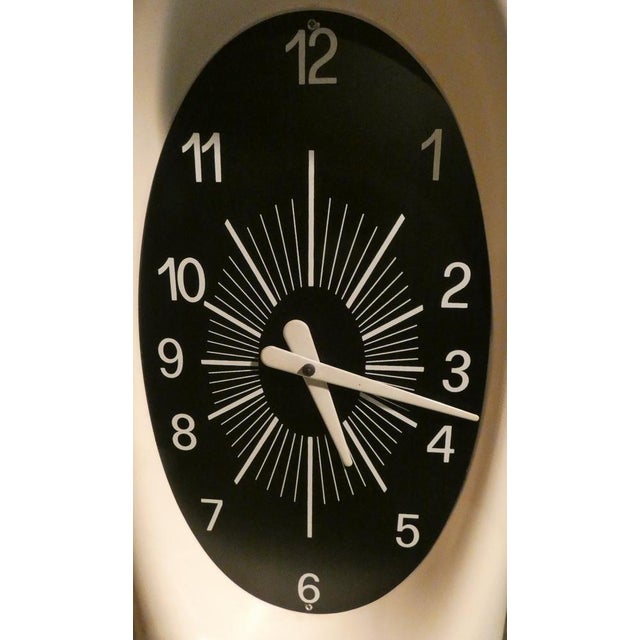 Italian Pendulum Clock, 1970 For Sale - Image 3 of 18