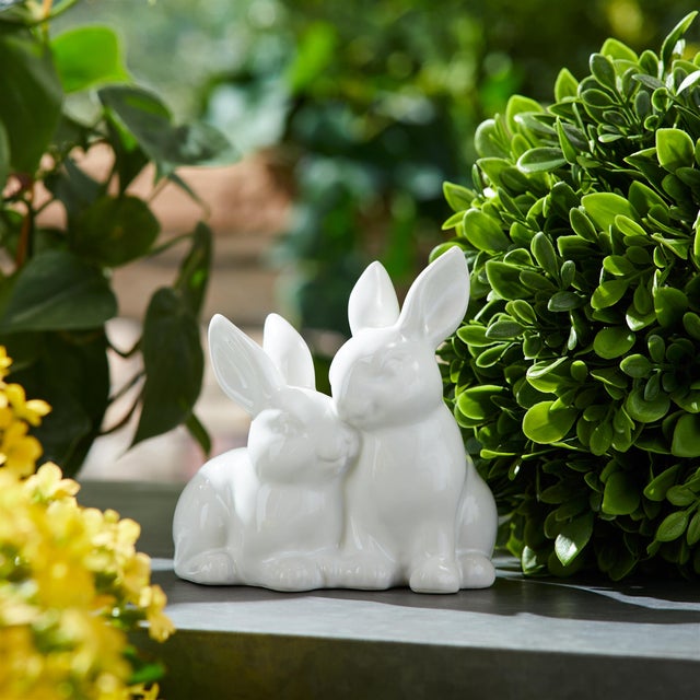 Kenneth Ludwig Chicago Ceramic Mini Garden Bunny Couple (Set of 4) For Sale - Image 4 of 4