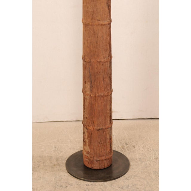 Brown 19th Century British Colonial Carved Wood Column on Stand For Sale - Image 8 of 11