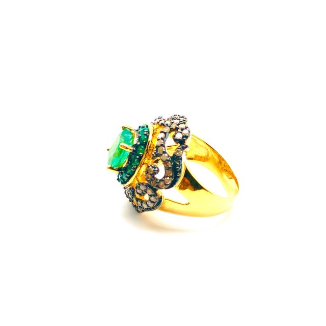 Bochic "Orient" Natural Emerald & Natural Diamond Ring Set In 18K Gold &Silver For Sale - Image 4 of 18