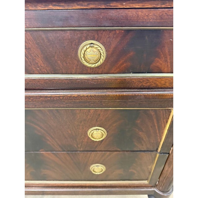 19th Century French Louis XVI Carrara Marble Top Chest of Drawer / Commodes For Sale - Image 6 of 17