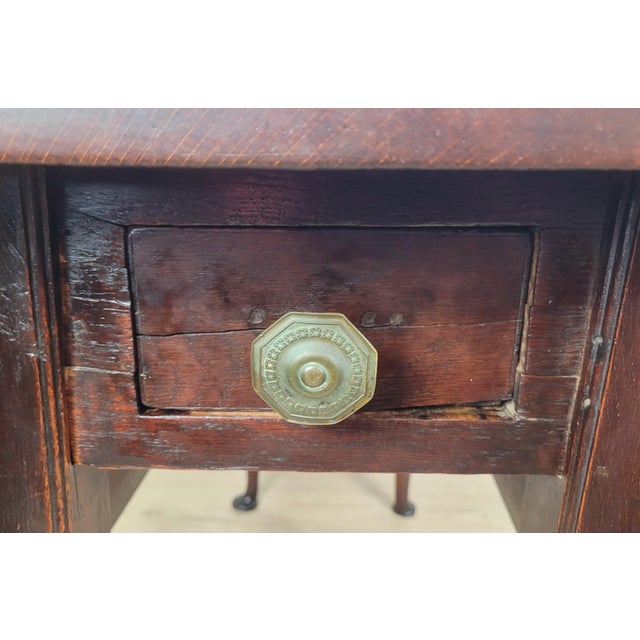 Georgian Drop-Leaf Dining Table in Oak, 1820s For Sale - Image 10 of 18