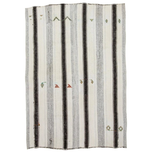 Textile 1960s Vintage Modern Turkish Kilim Rug- 7′1″ × 9′11″ For Sale - Image 7 of 7