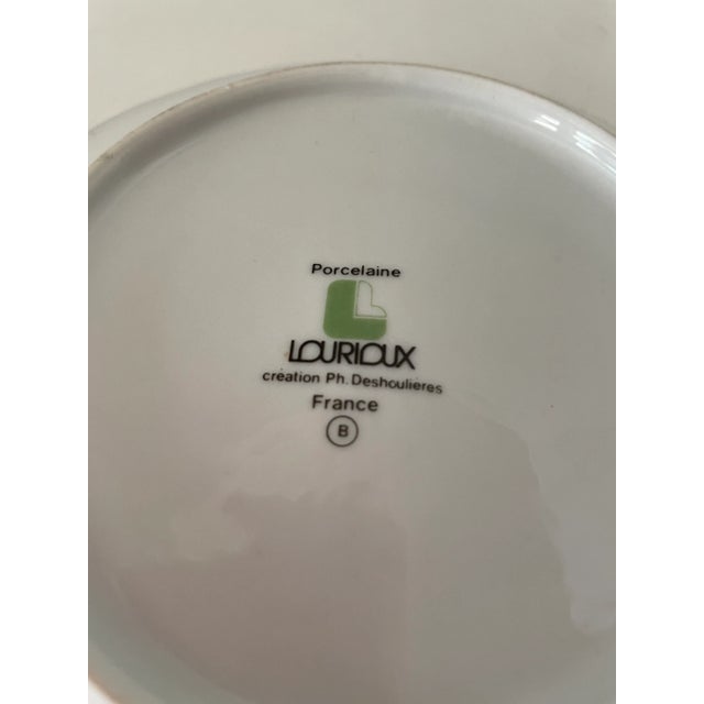 White Mid-Modern Century Porcelain Lourioux Philippe Deshoulieres French Wild Flower Gravy Boat For Sale - Image 8 of 9