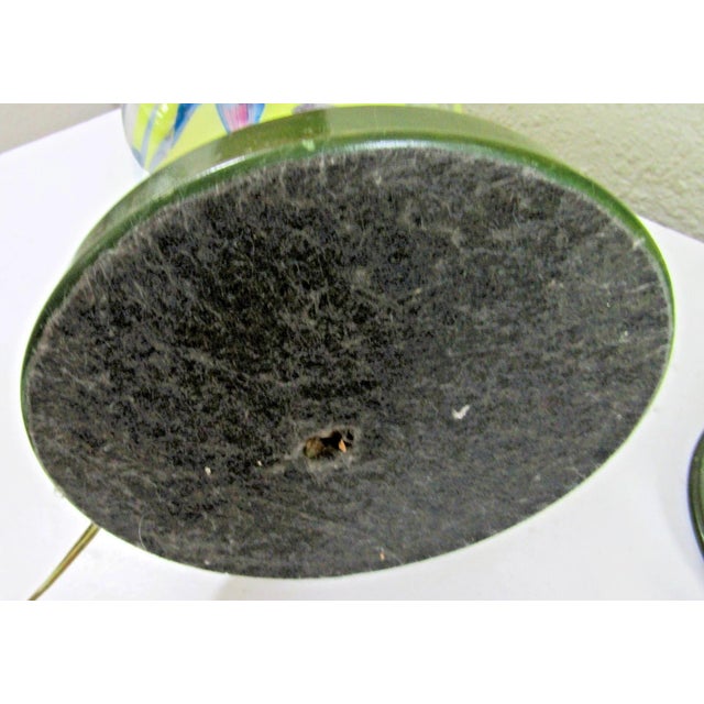 1970s Pair of English Mid-Century Palm Beach Reverse Decoupage Botanical Table Lamps For Sale In Miami - Image 6 of 12