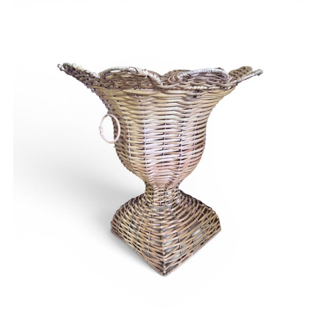 Dorothy Draper Pair of Large Vintage Wicker Urns For Sale - Image 4 of 17