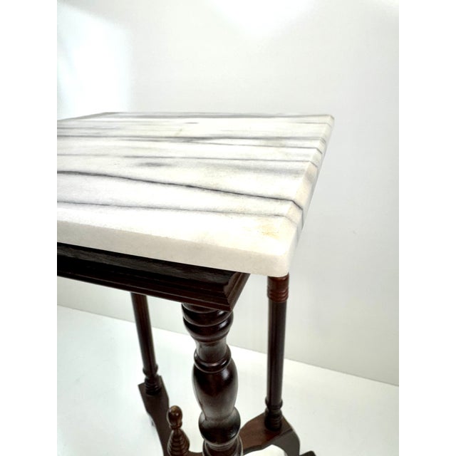 Farmhouse Mid-20th Century English Regency Revival Mahogany Marble Top Plant Stand For Sale - Image 3 of 11