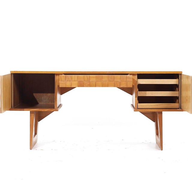 Wood Paul Laszlo for Brown Saltman Mid Century Basket Weave Bleached Oak Desk For Sale - Image 7 of 11